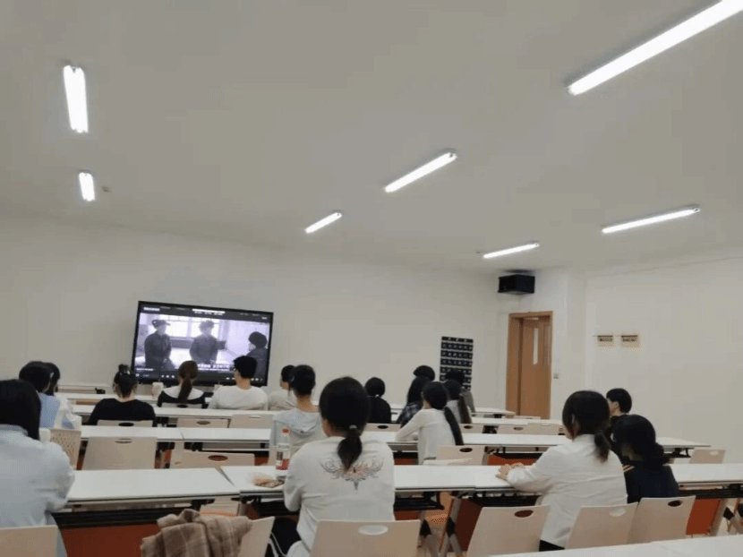 经典温情浸润青春